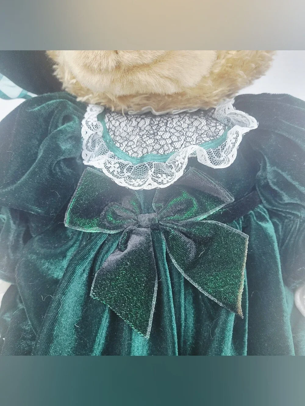 Vtg~JCPenney Holiday Collection Golden Bear Plush~Green Velvet Dress Hat 27